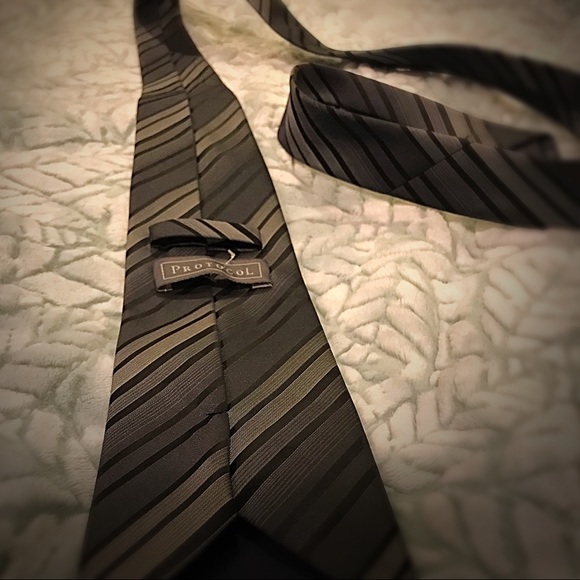Robert Talbot - Protocol neck tie - Picture 4 of 8